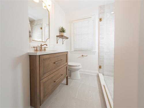 Arlington Heights Hall Bathroom