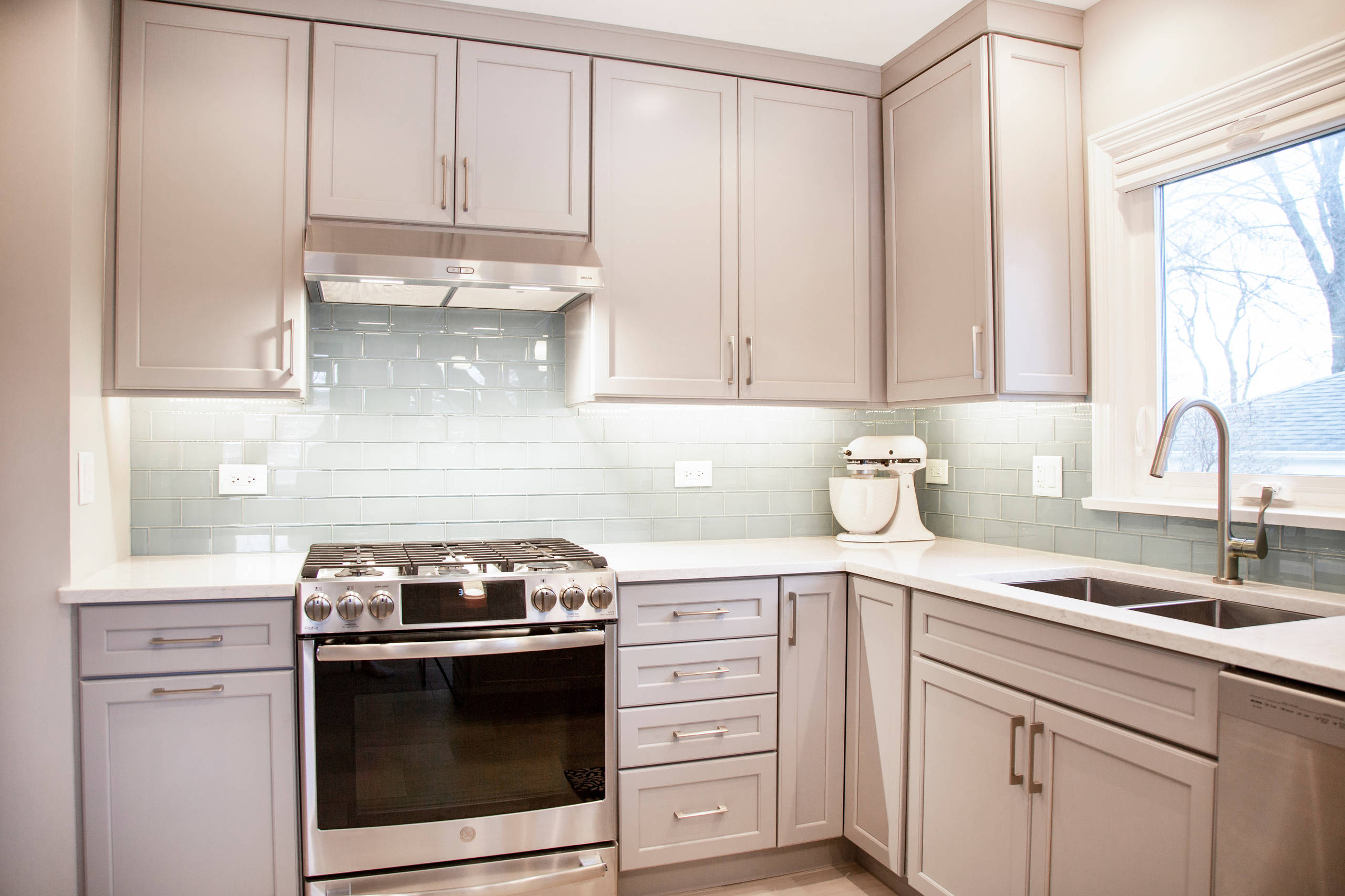 mount-prospect-kitchen-ward-winning-homes-img~3fa1ec400c7166de_14-3682-1-f793459