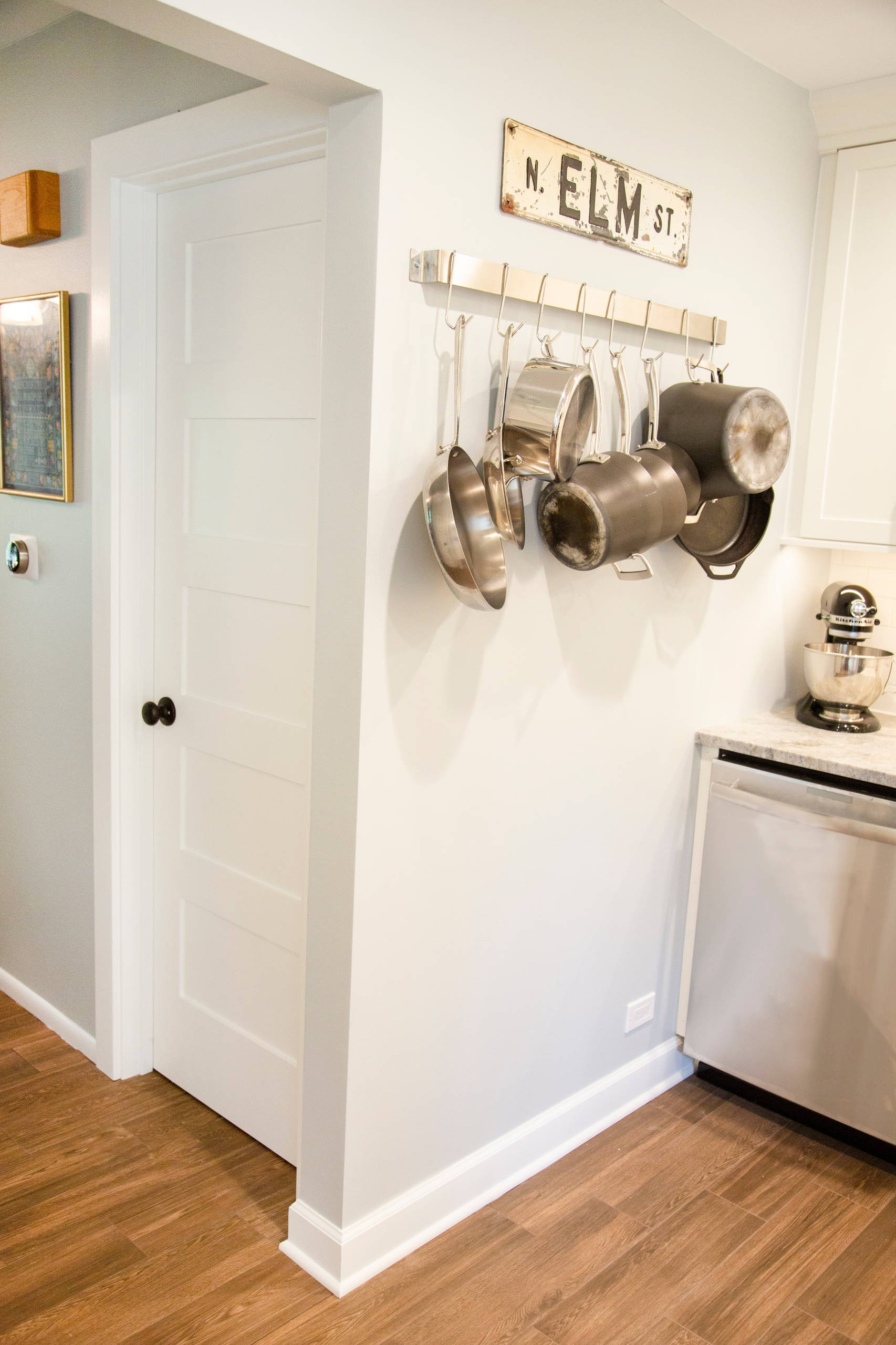 townhouse-kitchen-and-powder-room-update-ward-winning-homes-img~0391daa90cf1469e_14-0450-1-f99728a