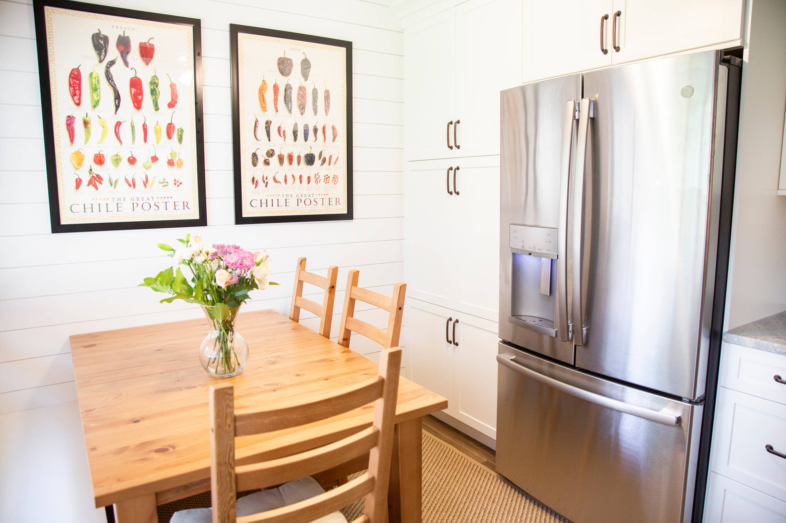 townhouse-kitchen-and-powder-room-update-ward-winning-homes-img~4ab1a9c90cf14687_14-0449-1-65e7273